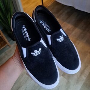 ADIDAS Men's Shmoofoil Black White Slip On Shoe Size 7 Women's Size 9